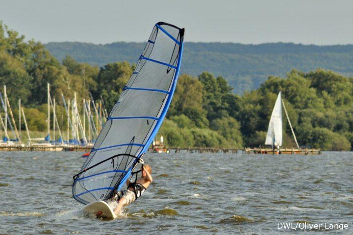 Segler auf dem Dümmer